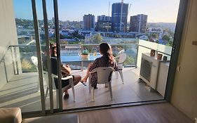 Central Apartment With All The Comforts Of Home